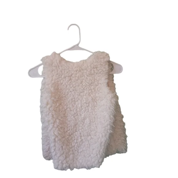Bobbie Brooks Vest Girls Winter White Faux Animal  Sz Medium - Picture 2 of 4